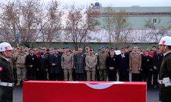 Şehit olan asker için Şırnak'ta tören düzenlendi