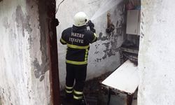 Reyhanlı'da çıkan ev yangını söndürüldü