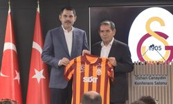 Murat Kurum Galatasaray yöneticileriyle bir araya geldi