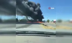 Yangın söndürme uçağı otoyola düştü