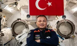 Tarihi uzay yolculuğu tamamlandı