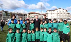 Minik futbolcular hünerlerini sergiledi
