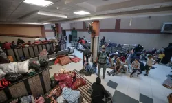 İsrail'in kuşattığı Nasser Hastanesi’nde ölen hasta sayısı yükseldi