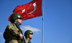 Suriye'den Türkiye'ye yasa dışı yollarla geçmeye çalışan 15 kişi yakalandı