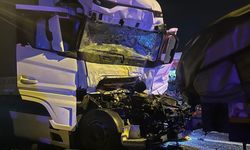 Konya'da feci kaza! 4 tır çarpıştı