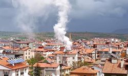 Konya'da apartmanın çatı katında korkutan yangın!