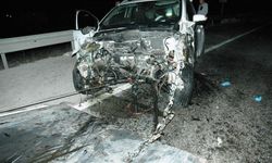 Konya'da feci kaza! Otomobilin motoru yerinden fırladı