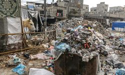 Gazze'de 270 bin ton katı atık birikti