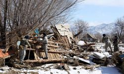 Kazakistan'da taşkın: 1500 ev su altında kaldı