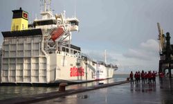 Yeni 'İyilik Gemisi' Mersin'den Gazze'ye uğurlandı