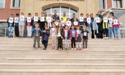 Karapınar'da öğrenciler polisleri ziyaret etti