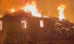 Yangın bir evde başlayıp 2 eve daha sıçradı