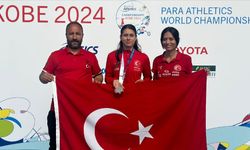 Milli özel sporcu Aysel Önder'den büyük başarı