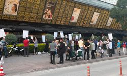 Konya'da Starbucks önünde eylem!