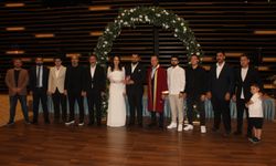 Asena ve Ahmet Hakan evlendi
