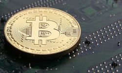 Bitcoin 62 bin doların altına geriledi