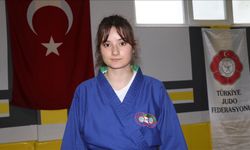 Azra Özkan'ın hedefi Avrupa şampiyonluğu: