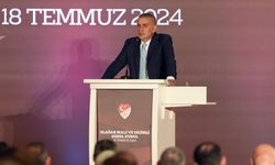 İbrahim Hacıosmanoğlu: “Futbolun sorunlarını futbolun aileleri ile çözeceğiz”