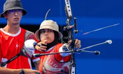 Elif Berra Gökkır-Mete Gazoz ikilisi son 16 turunda elendi