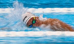 Milli yüzücü Kuzey Tunçelli'den olimpiyatlarda kritik başarı