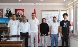 Konya'da YKS'de başarılı olan öğrenciler ödüllendirildi