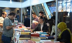 Kitap Günleri coşkuyla sürüyor