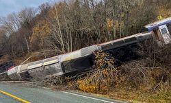 Norveç’te yolcu treni raydan çıktı!