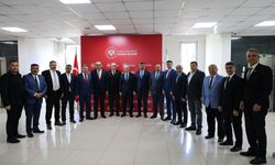 Vali Akın muhtarlarla bir araya geldi