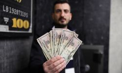 Sahte dolarlar iş yerini 25 bin TL’den etti
