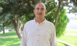 Konya'lı uzman, tişörtlerdeki yabancı dil yazılarının tehlikelerine dikkat çekti