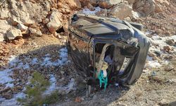 Konya'da yolcu otobüsü otomobile çarptı: 3 yaralı