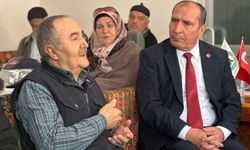 Aydın Çumra Engelliler Dayanışma Derneğini ziyaret etti