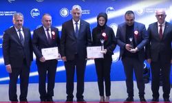 Bakan Bolat'tan Yenigün’e ödül
