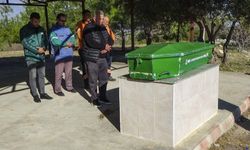 Çilli Bom şarkısıyla ünlenen şarkıcı vefat etti