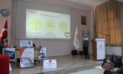 Üniversite öğrencilerine  AIDS hastalığı anlatıldı