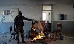Muhalifler, Esad rejiminin izlerini siliyor