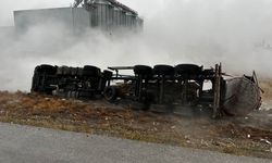 Konya'da asit dolu tankerin devrilme anı kamerada
