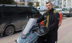 Konya'da motokurye, boğazına şeker kaçan çocuğu kurtardı