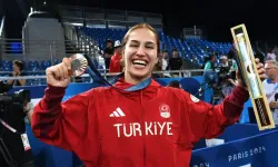 En iyi kadın güreşçi Buse
