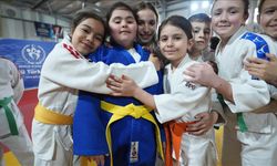 Down sendromlu Melisa judoyla hayatına artı değer kattı