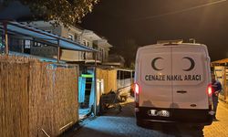 İş arkadaşını yatağında öldürdü