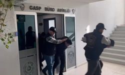Film gibi: Sahte polis dehşeti!