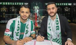 Mehmet Güneş Konyaspor'a imzayı attı
