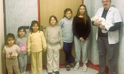 40 yaşında 9'uncu kez anne oldu