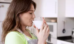 Bir bardak süt bağırsak kanseri riskini azaltıyor