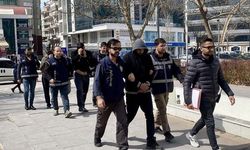 2024'ün son gününde 42 göçmen kaçakçısı yakalandı