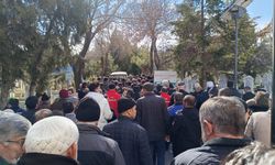 Mustafa Akbulut’un annesi vefat etti