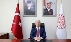 "Milletimize hizmetin şerefini taşıyan idarecilerimizin günü!"
