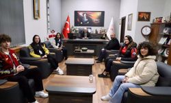 Şampiyonlardan İl Müdürü Öztürk’e ziyaret
