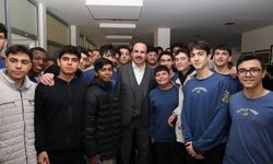 Başkan Altay yabancı öğrencilerle bir araya geldi